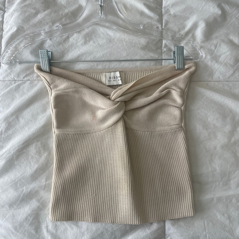 Strapless top
